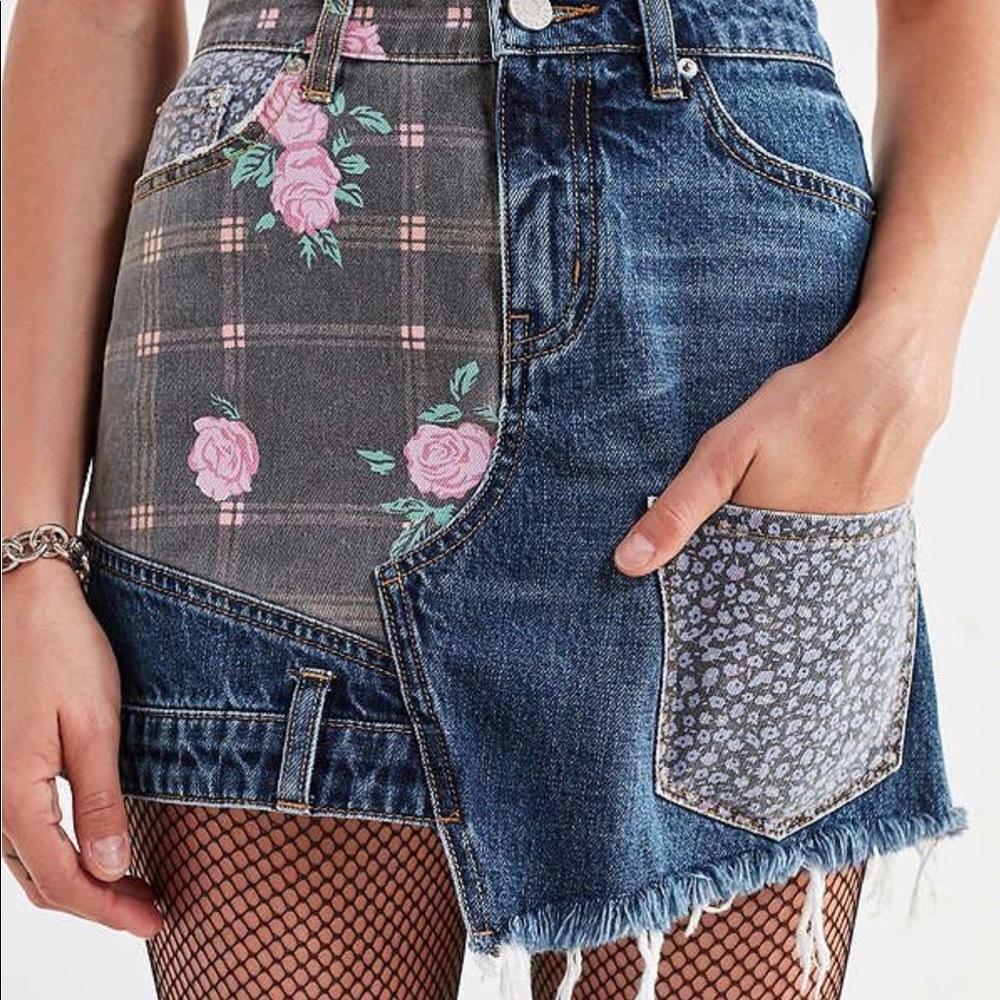 BDG floral denim skirt